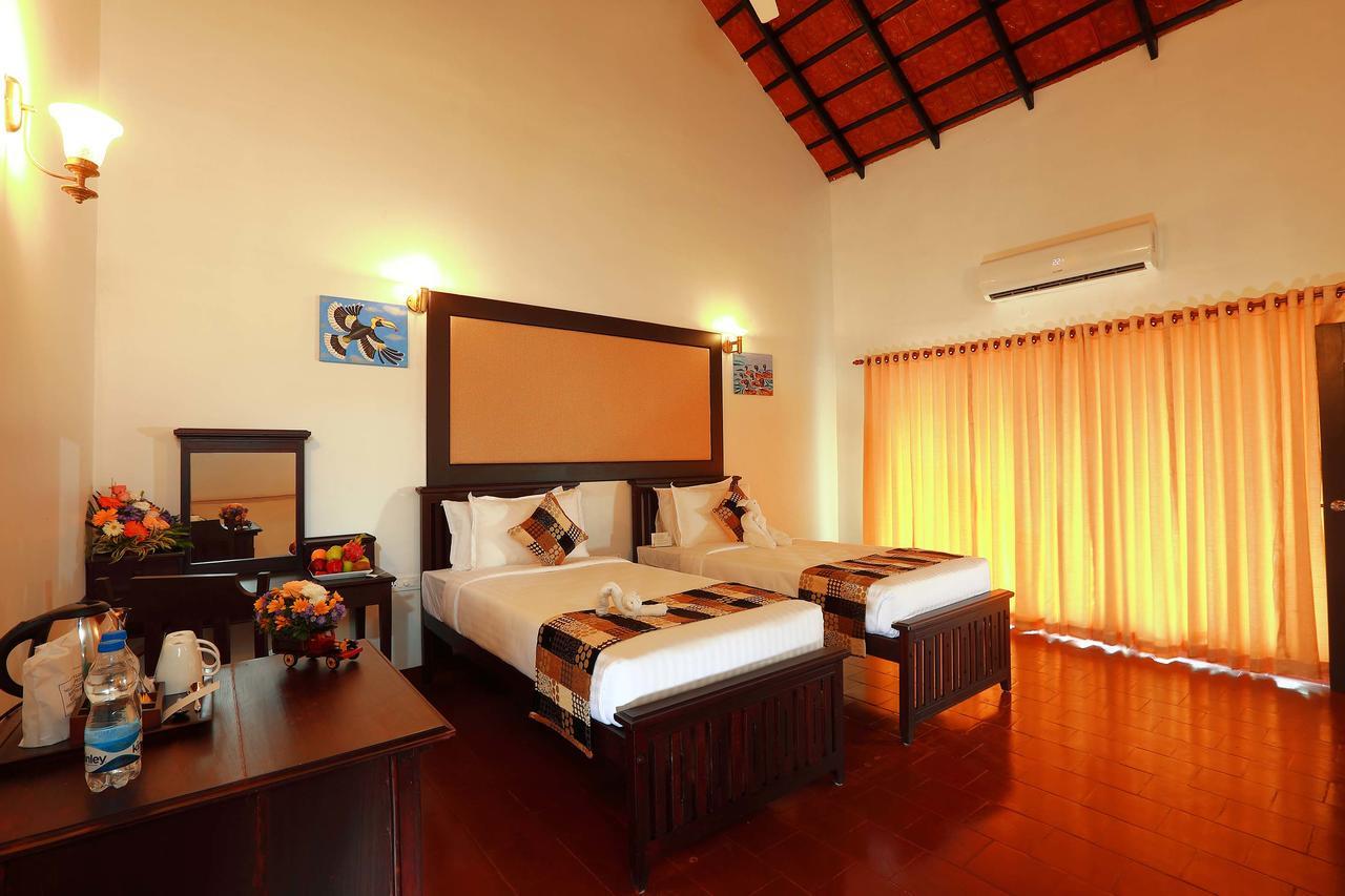 Nihara Resort And Spa Cochin Коччи Экстерьер фото