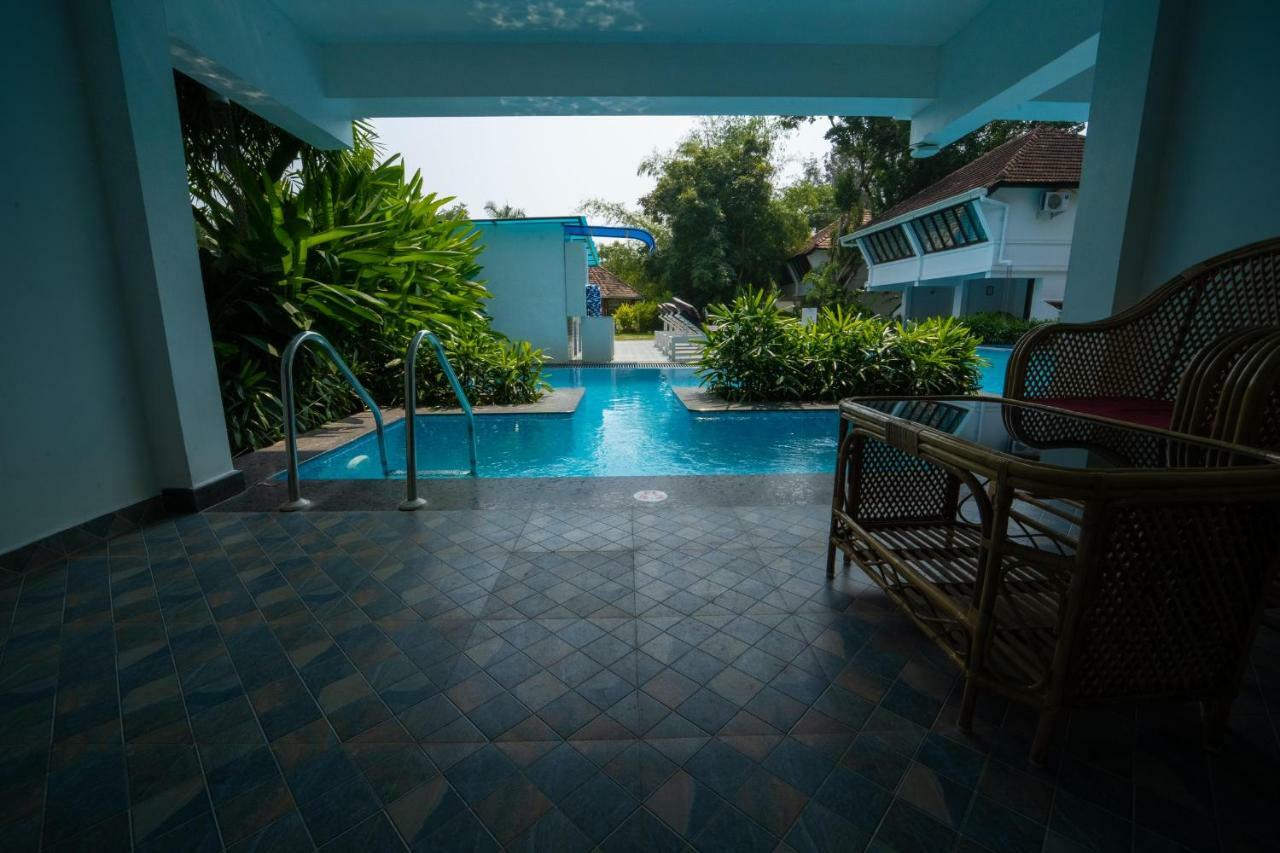 Nihara Resort And Spa Cochin Коччи Экстерьер фото