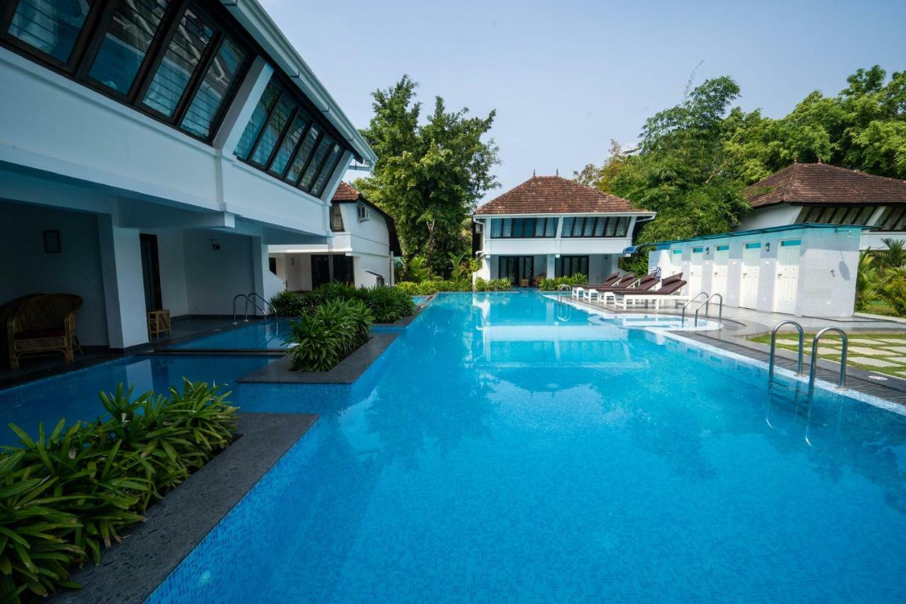 Nihara Resort And Spa Cochin Коччи Экстерьер фото